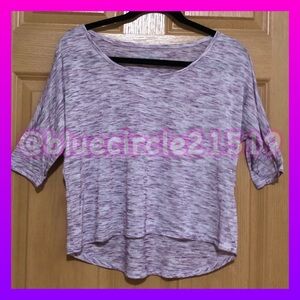 Mudd Purple White Marled Knit Batwing 3/4 Sleeve Hi-Lo Top
•Size Medium